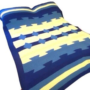 Vintage Knitted Hand Knit Handmade Blanket Bedspread Quilt 62” x 64”